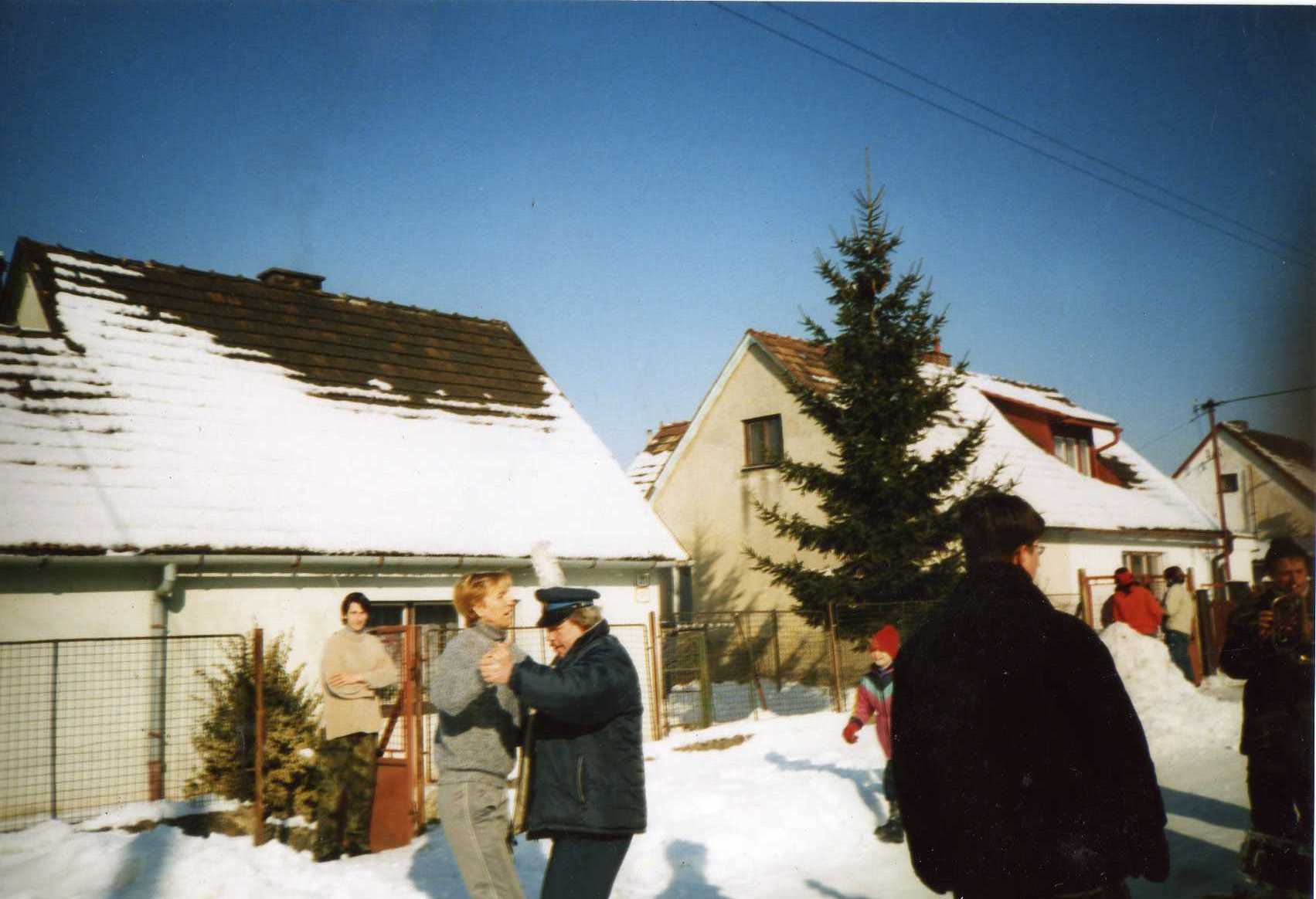 img060.jpg